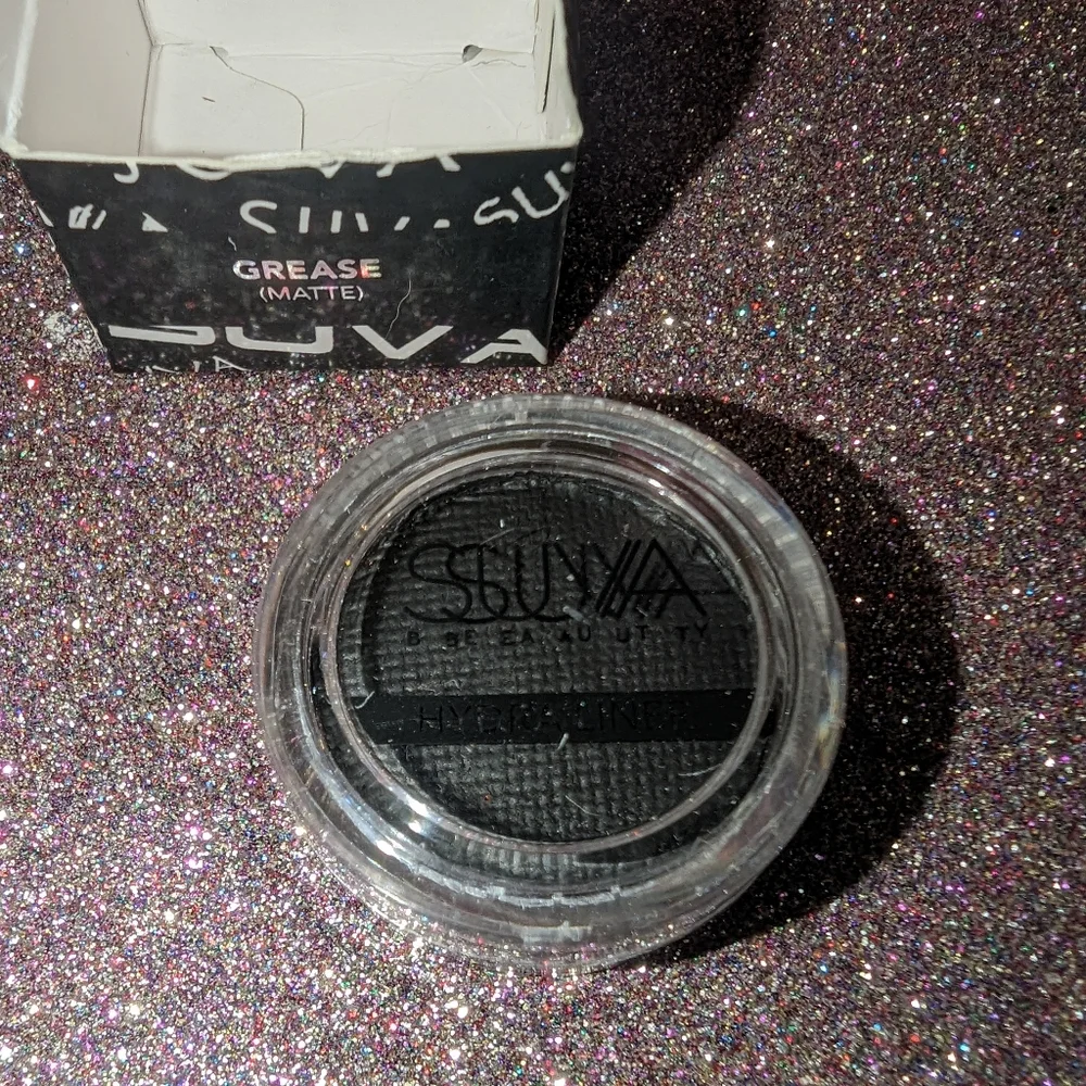 Grease Matte Suva Hydra Liner